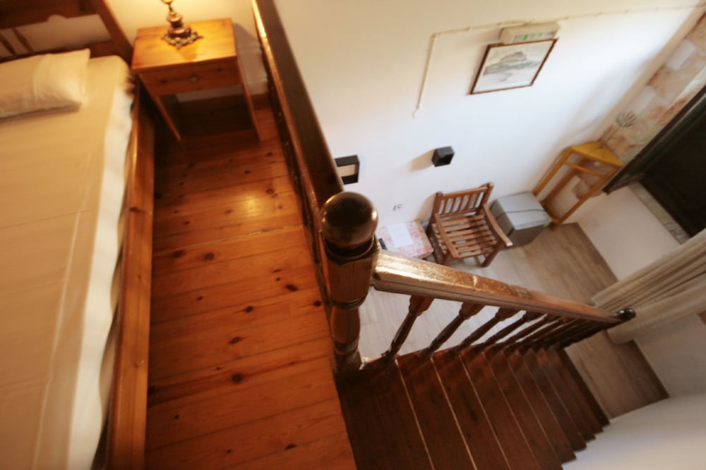 

Roma - Soúda - Chania Rooms