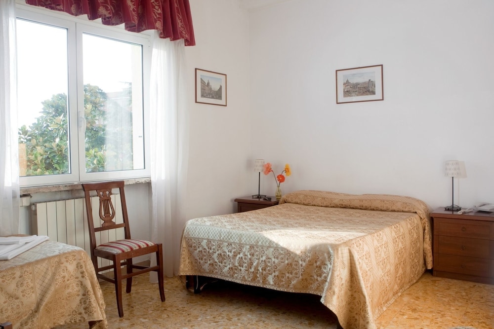 

Cagliari - Roma - Hotel Antico Acquedotto