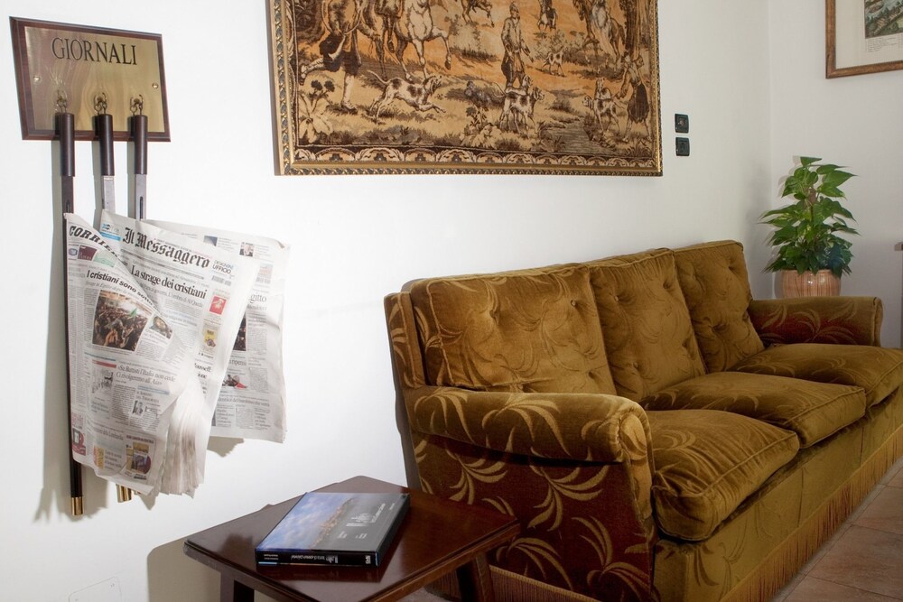 

Milano - Roma - Hotel Antico Acquedotto