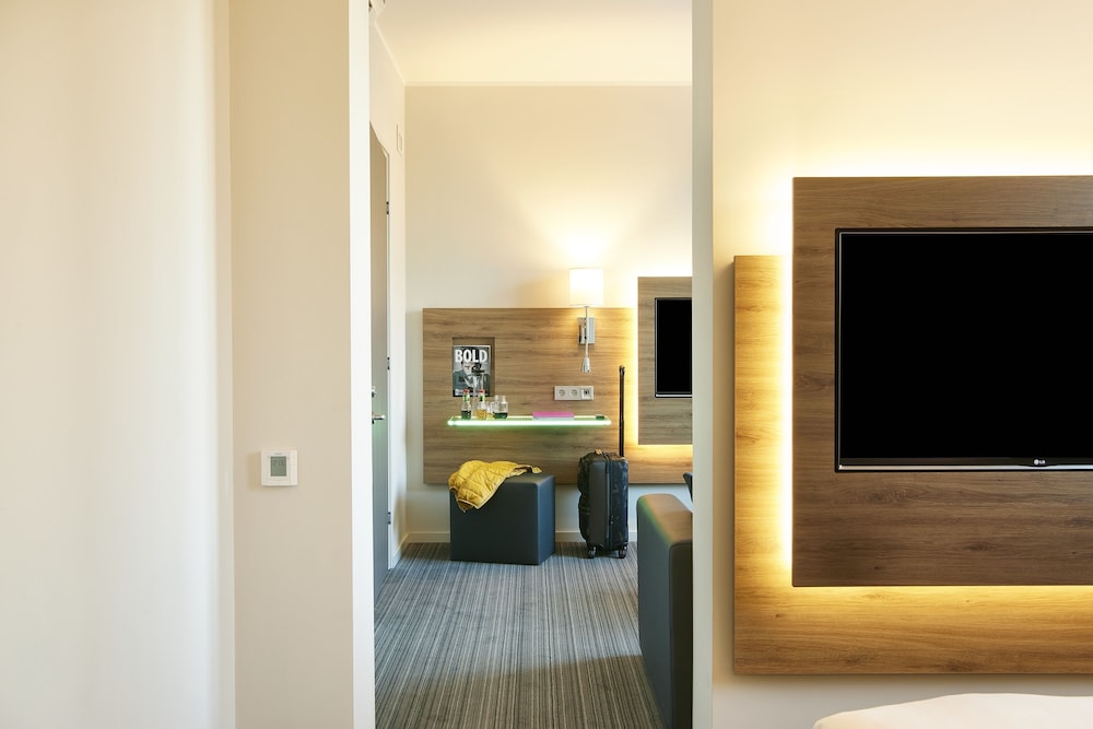 

Milano - Hayes - Moxy London Heathrow Airport