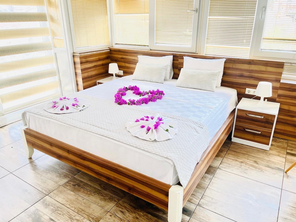 

Bologna - Antalya - Ale Park Hotel Apartments