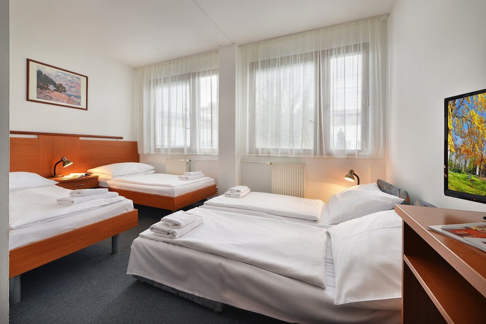 

Genova - Praga - EA Hotel Populus
