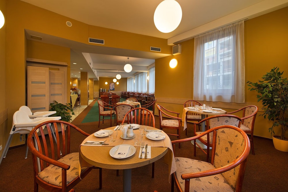 

Ancona - Praga - EA Hotel Populus
