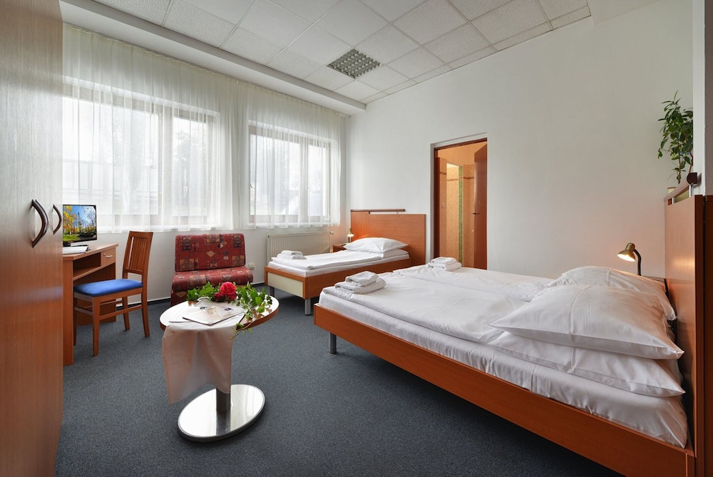 

Pisa - Praga - EA Hotel Populus