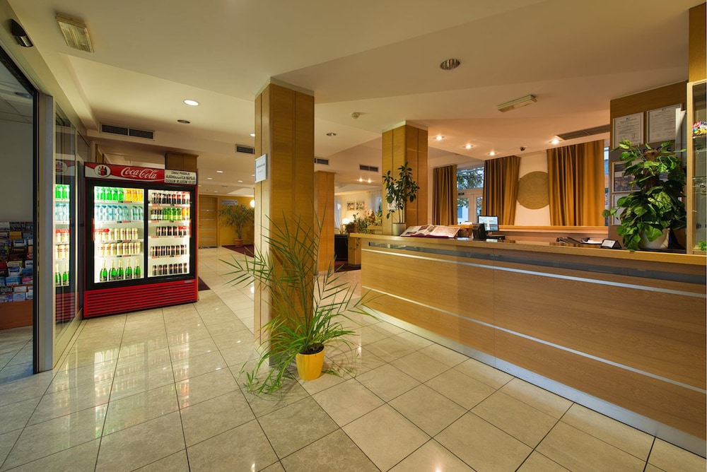 

Genova - Praga - EA Hotel Populus