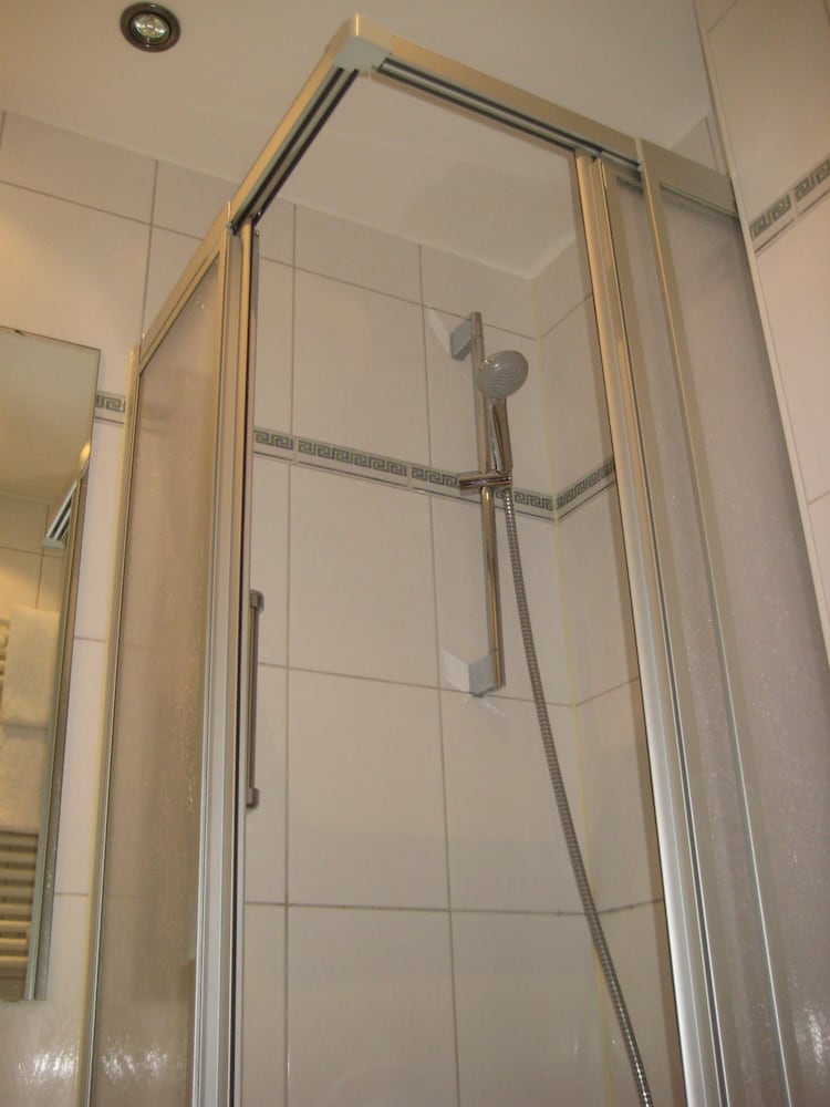 

Genova - Monaco di Baviera - Hotel S16