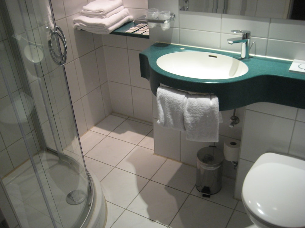 

Bari - Monaco di Baviera - Hotel S16