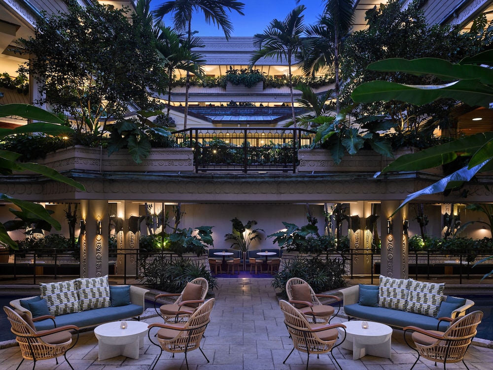 

Catania - Key Biscayne - Mayfair House Hotel & Garden