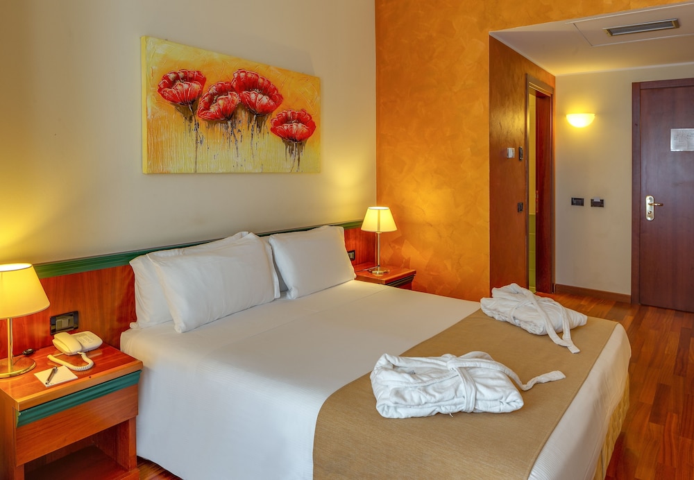 

Catania - Rho (Fiera) - Hotel Raffaello