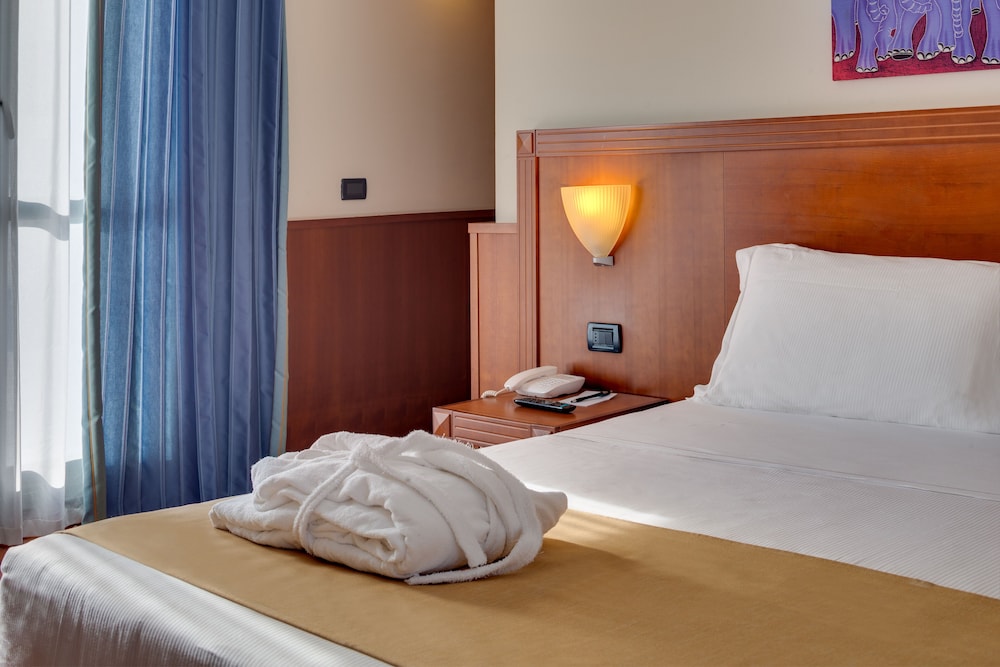 

Brindisi - Rho (Fiera) - Hotel Raffaello