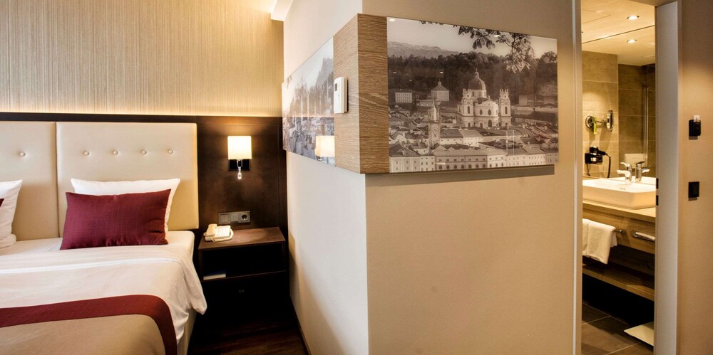 

Roma - Wals-Siezenheim - Wyndham Grand Salzburg Conference Centre