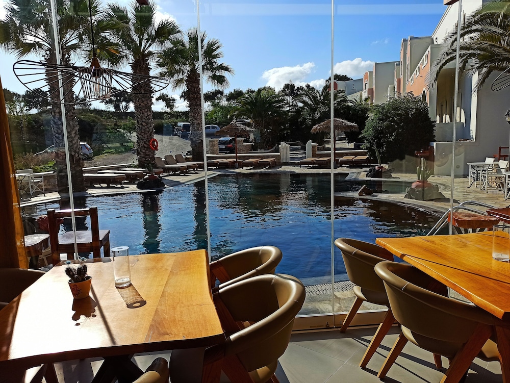 

Venezia - Imerovigli - Villa Manos Hotel