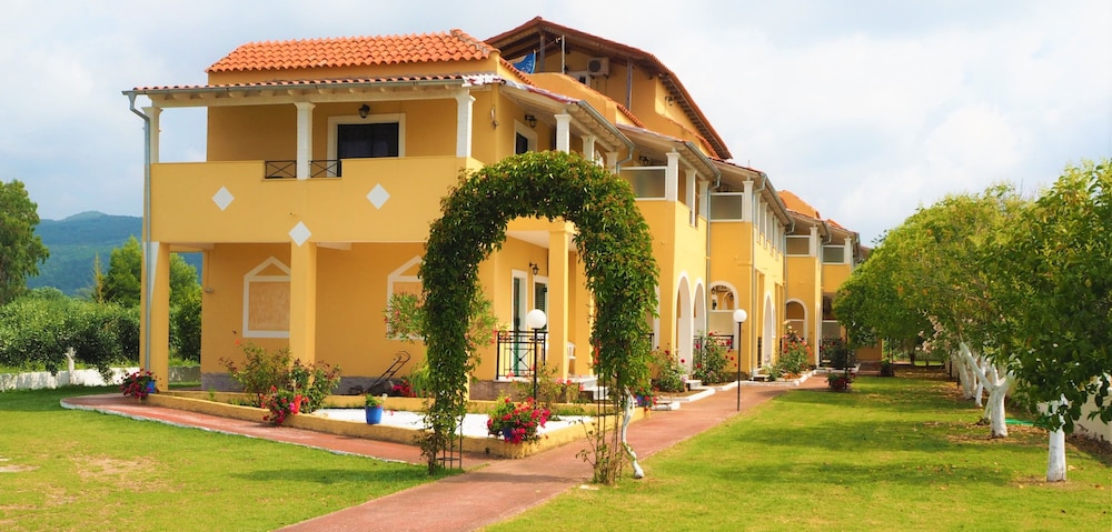 

Bologna - Agios Georgios, Corfú - Stars Hotel