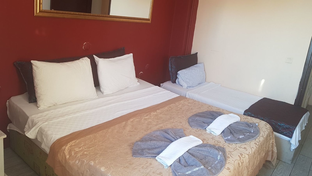 

Pescara - Istanbul - Bufes Hotel