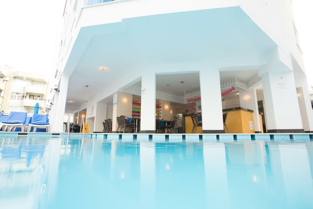 

Milano - Konaklı - Cleopatra Golden Beach Hotel
