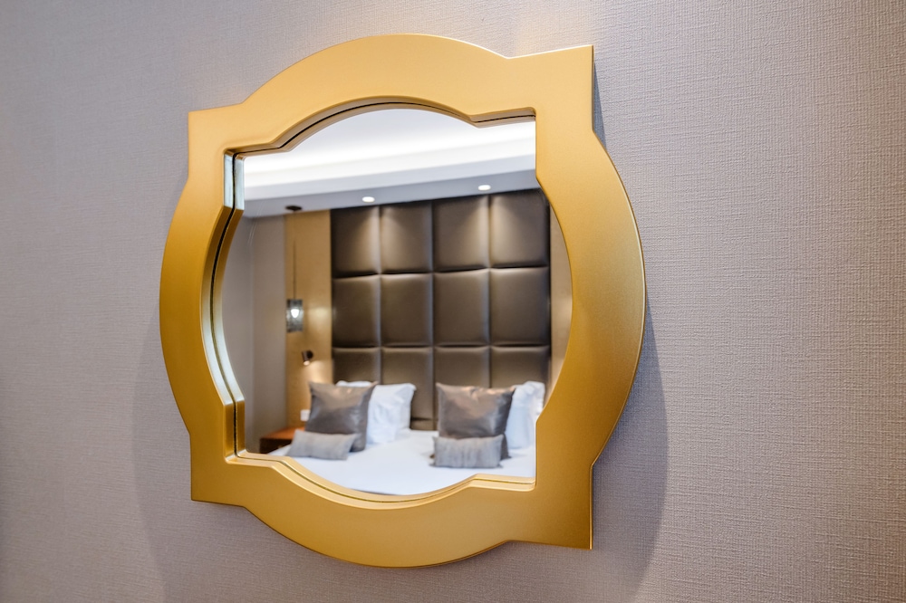 

Genova - Budapest - Continental Hotel Budapest