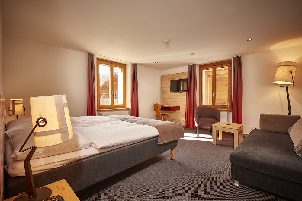 

Napoli - Gstaad - Hotel Landhaus