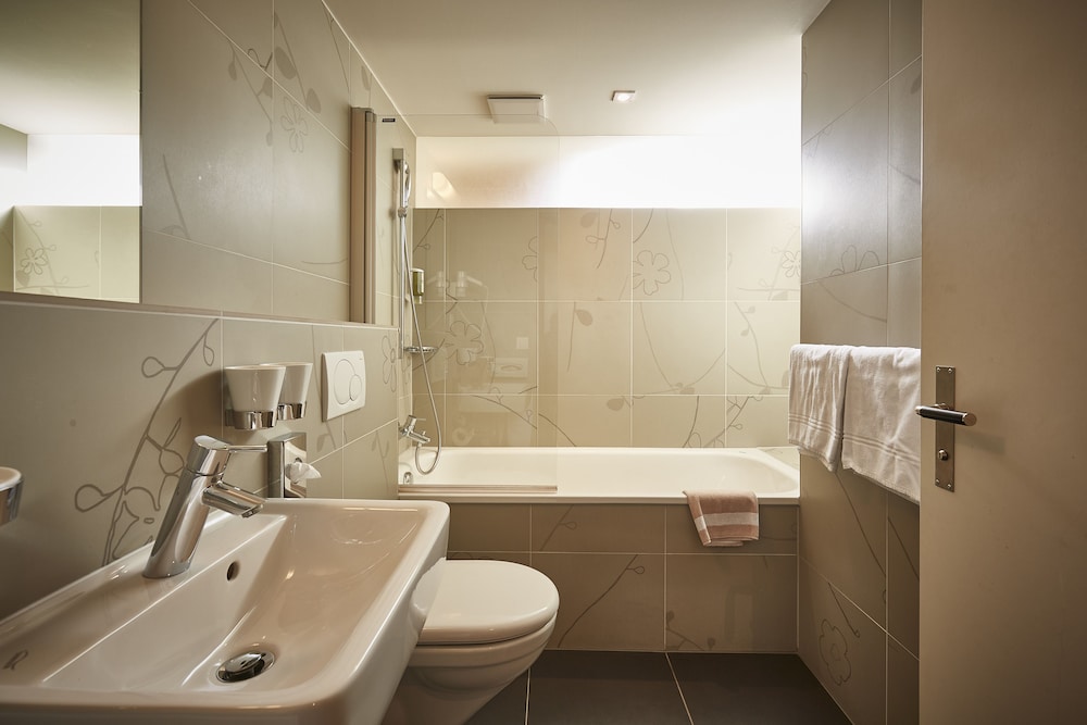 

Roma - Rougemont - Hotel Landhaus
