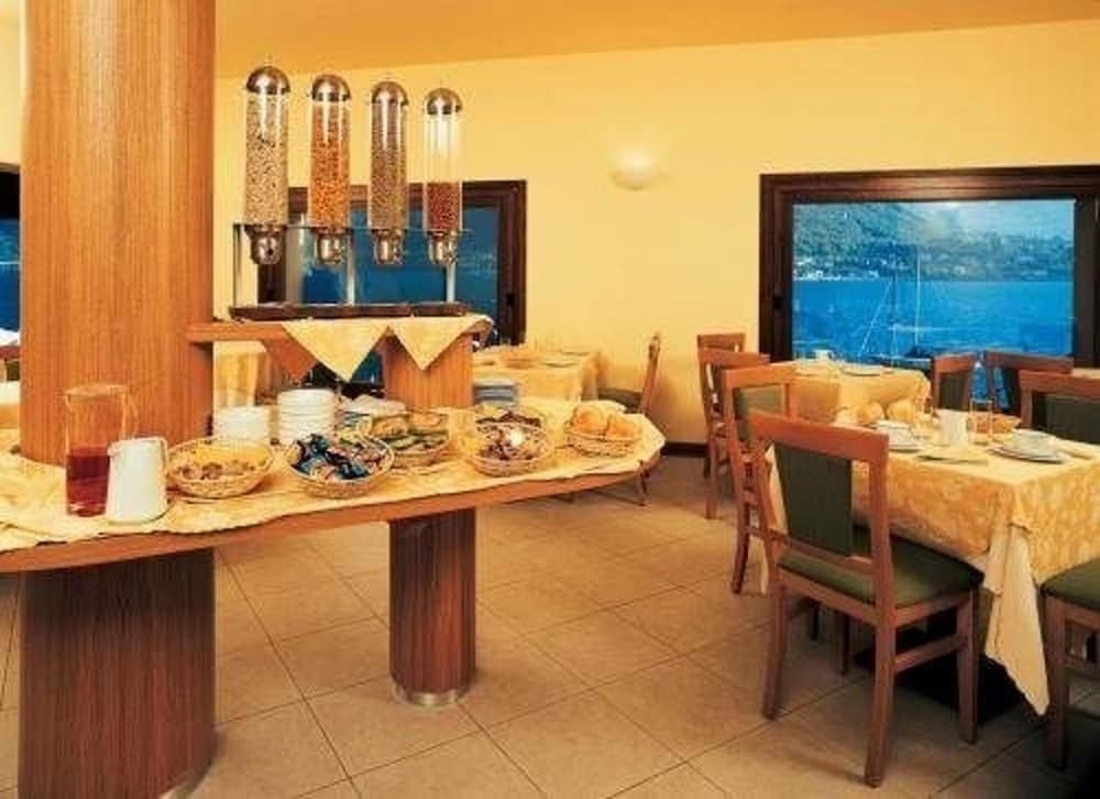 

Napoli - Valmadrera - Hotel Bellavista