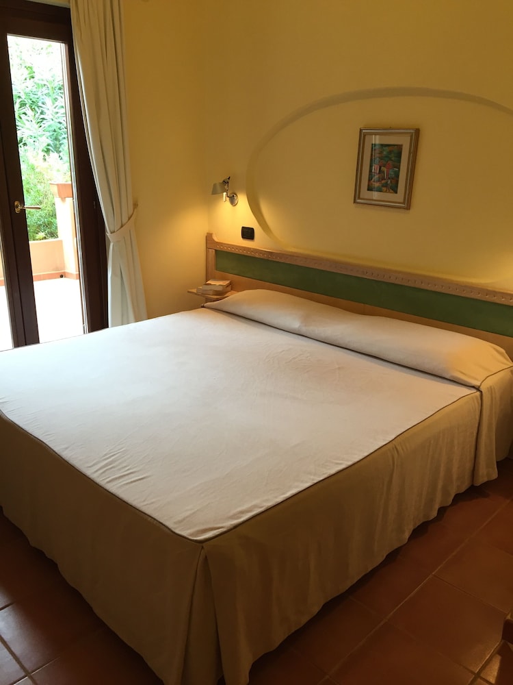

Milano - Stintino - Hotel Cala Reale