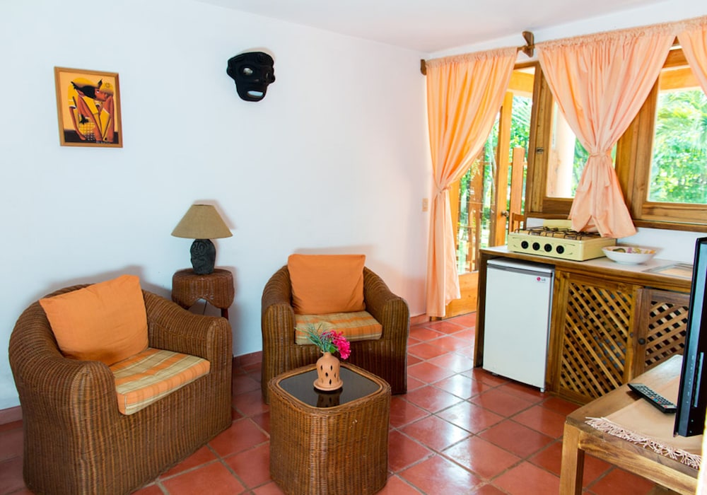 

Bologna - Las Terrenas - Hotel Residencia del Paseo