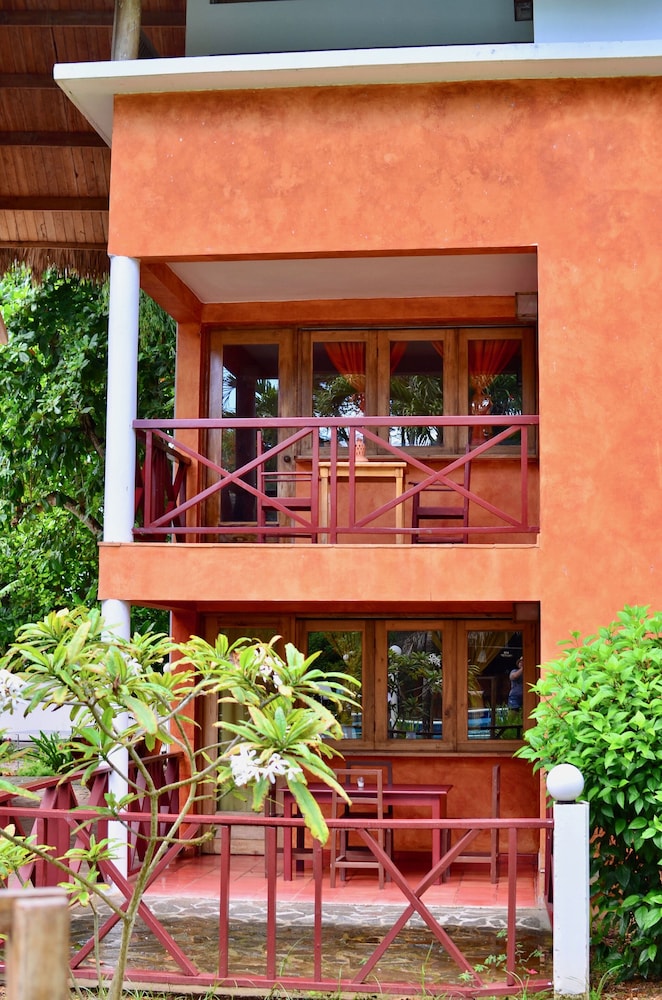 

Bologna - Las Terrenas - Hotel Residencia del Paseo