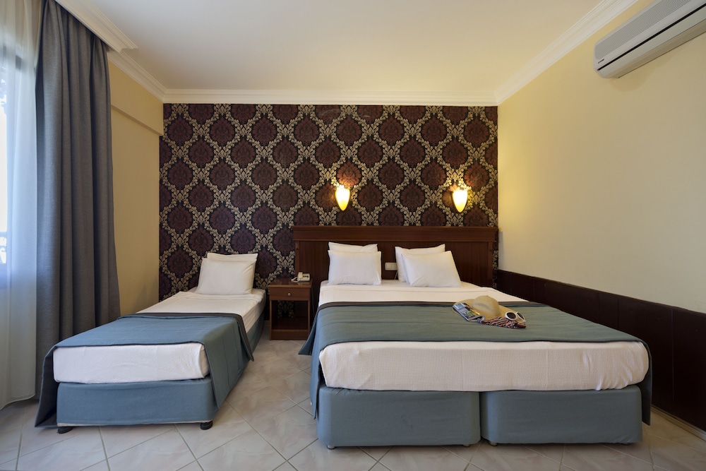 

Bari - Turgutreis - Golden Age Crystal Bodrum - All inclusive