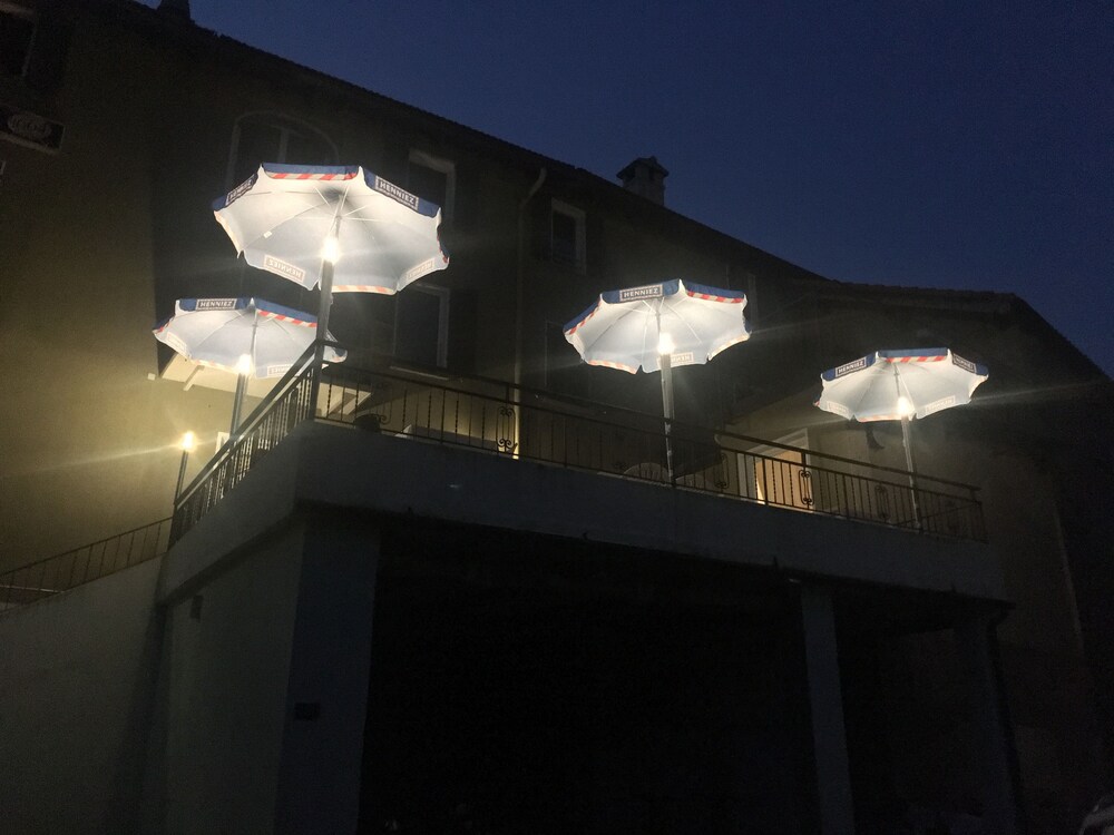 

Milano - Lago Maggiore, Laghi Italia - Albergo Ristorante Belcantone