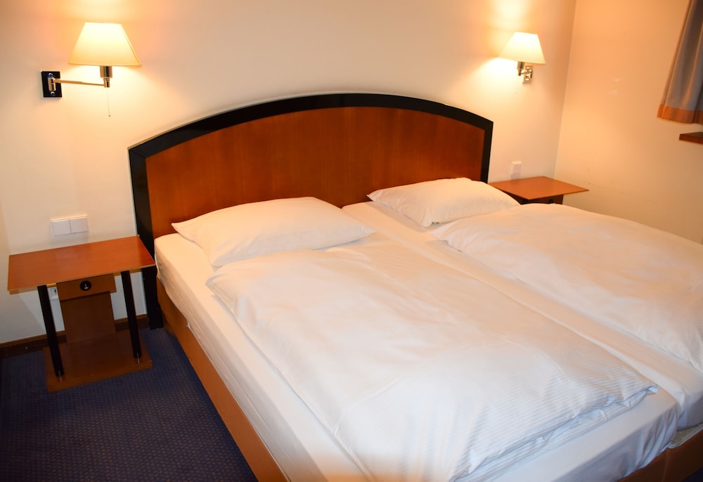 

Roma - Dresda - City Hotel Dresden Radebeul
