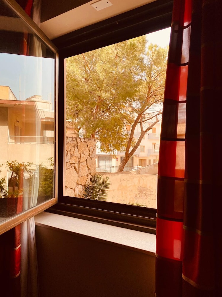

Verona - Comiso - El Homs Palace Hotel