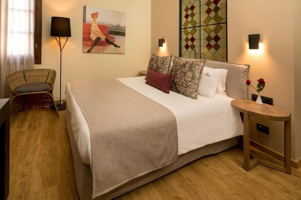 

Cagliari - Chania - Contessa Boutique Hotel