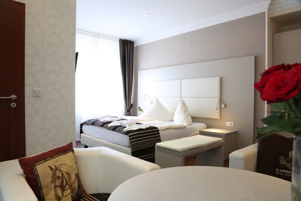 

Torino - Warendorf - Hotel Il Cavallino