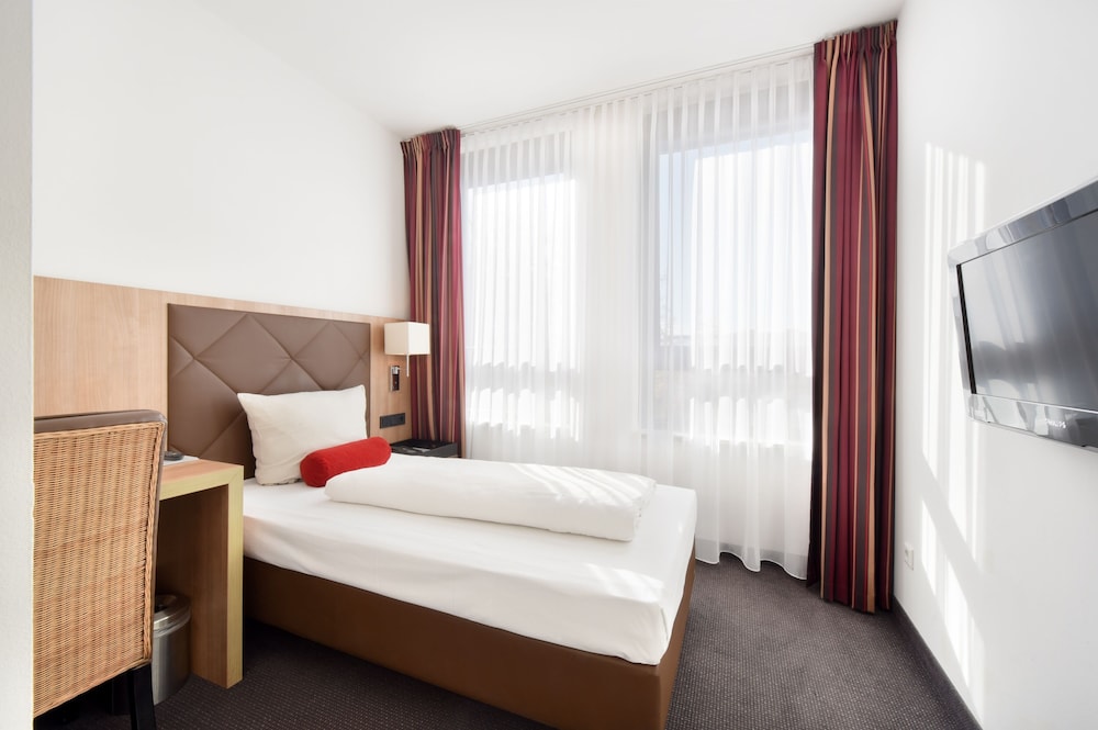 

Napoli - Monaco di Baviera - ACHAT Hotel München Süd