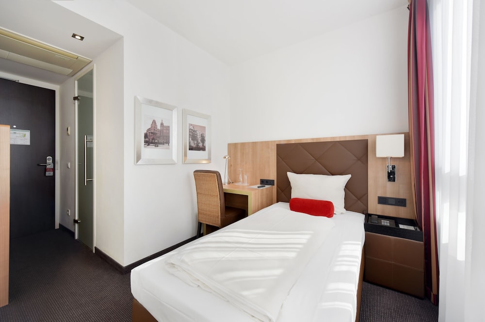 

Napoli - Monaco di Baviera - ACHAT Hotel München Süd