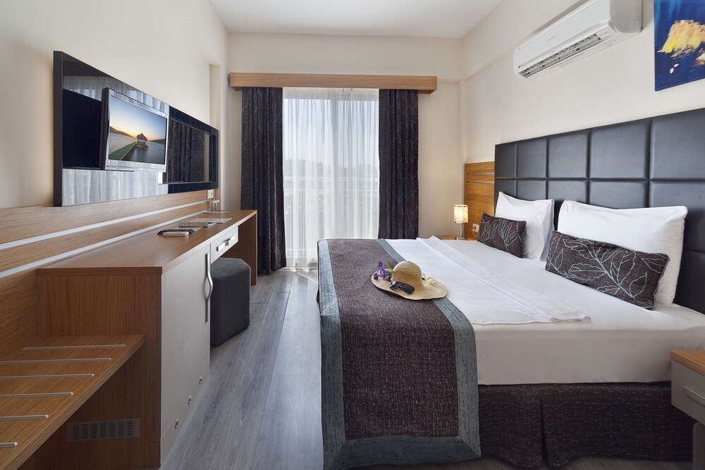 

Milano - Gundogan - Golden Age Hotel Bodrum