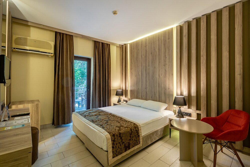 

Napoli - Gundogan - Golden Age Hotel Bodrum
