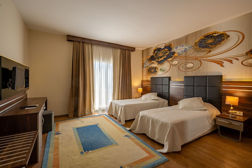 

Milano - Gundogan - Golden Age Hotel Bodrum