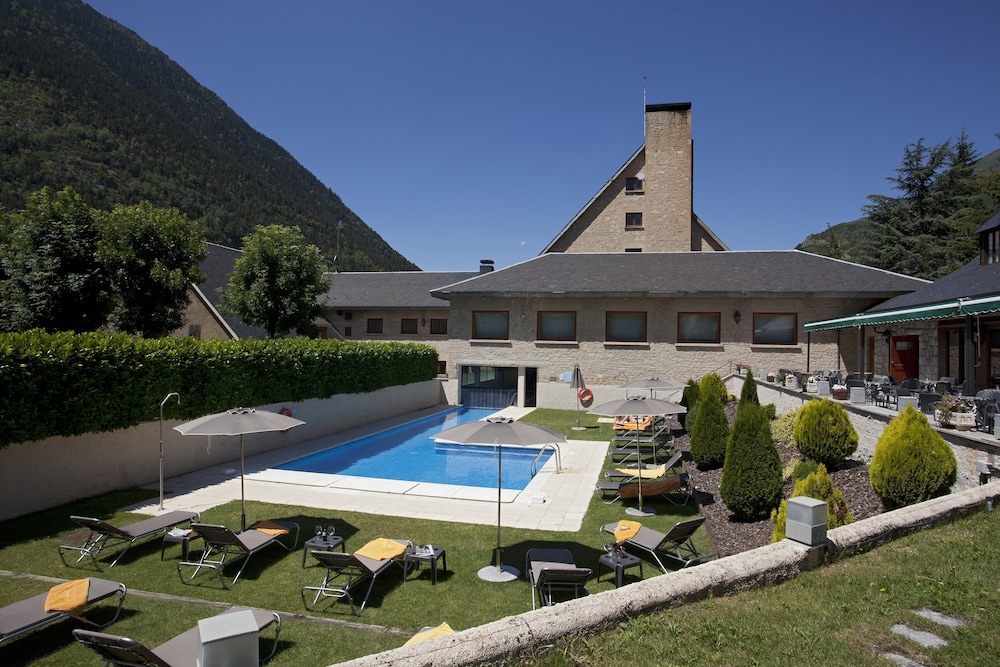 Baqueira-Beret - Parador de Artíes