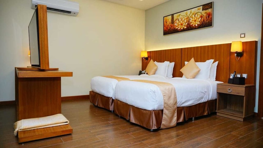 

Venezia - Salalah - Belad Bont Resort