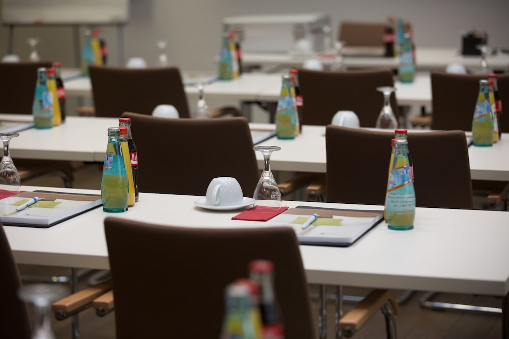 

Napoli - Frankfurt-Main Airport - Goethe Hotel Messe by Trip Inn