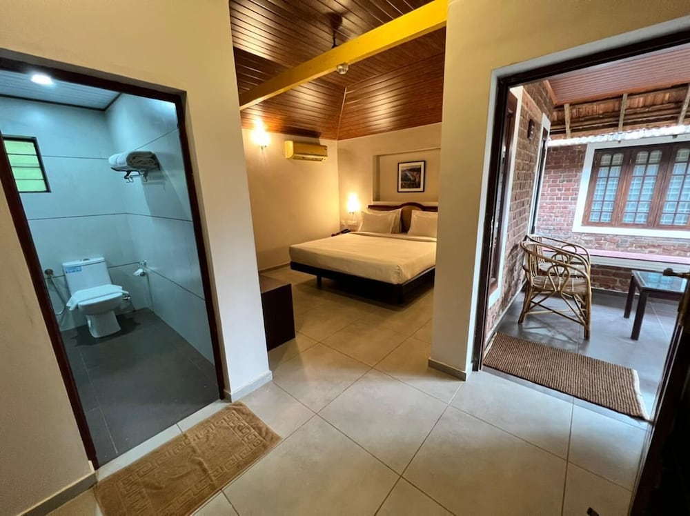 

Milano - Kovalam, Kerala - Abad Harmonia Ayurveda Beach Resort