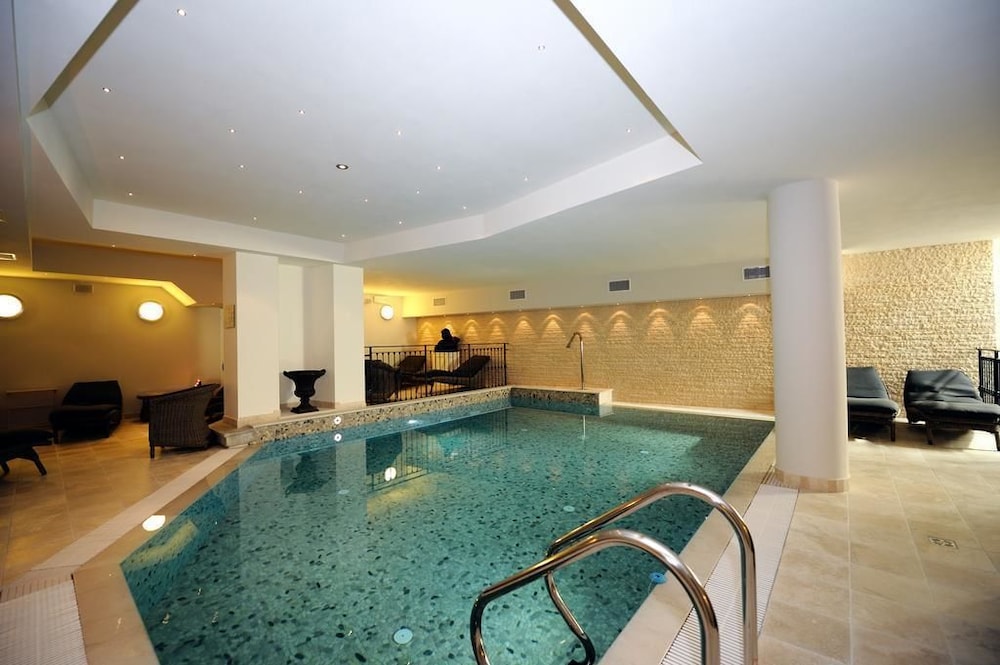 

Bari - Trento - Hotel Relais Vecchio Maso