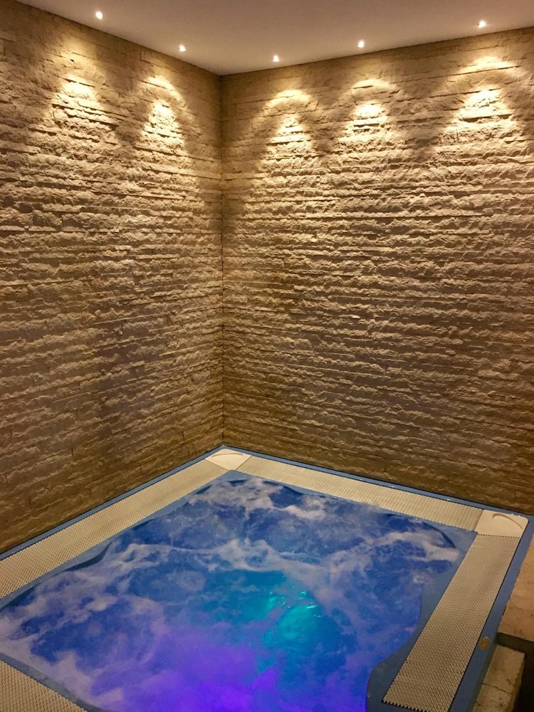 

Napoli - Trento - Hotel Relais Vecchio Maso