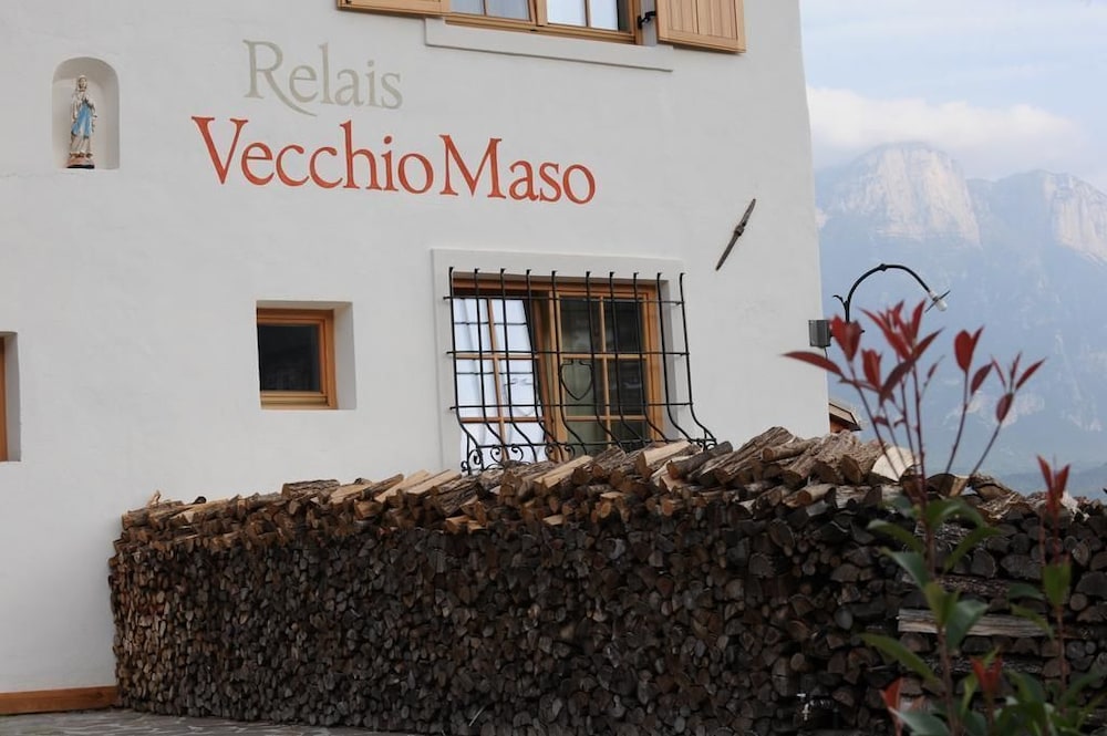 

Bari - Trento - Hotel Relais Vecchio Maso
