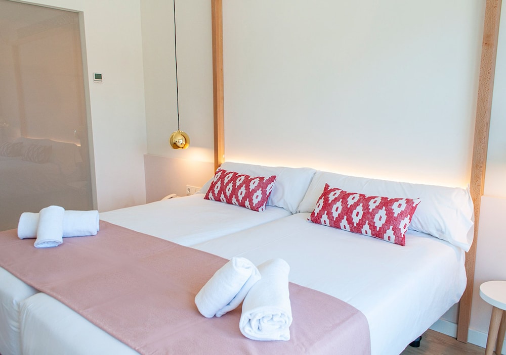 

Milano - Cala Mendia - Hotel Sol i Vida - Adults Only