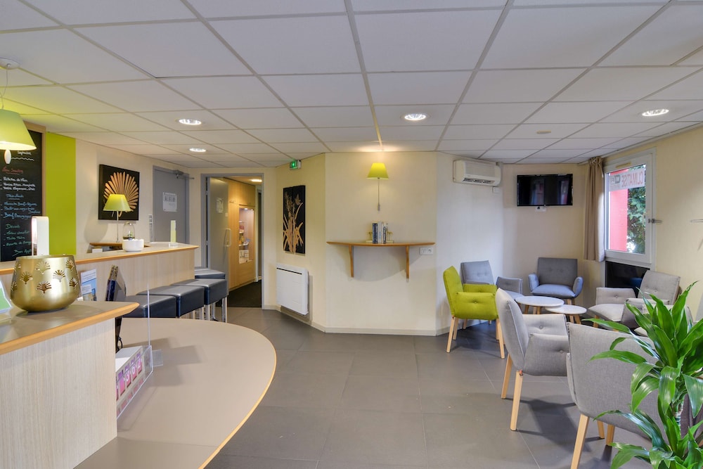 

Napoli - Orvault - Sure Hotel by Best Western Nantes Saint-Herblain