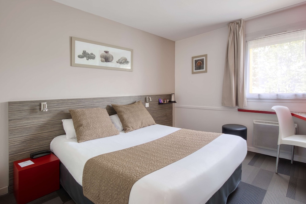 

Bari - Nantes - Sure Hotel by Best Western Nantes Saint-Herblain