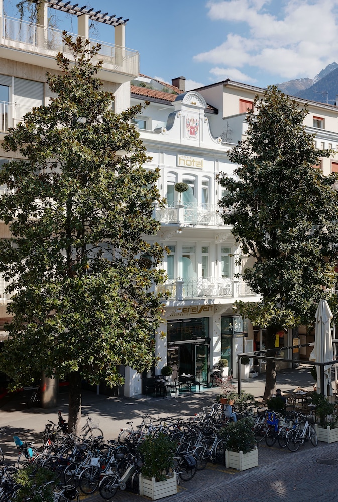 

Olbia - Dolomiti, Montagna Italia - Boutique Hotel Imperialart