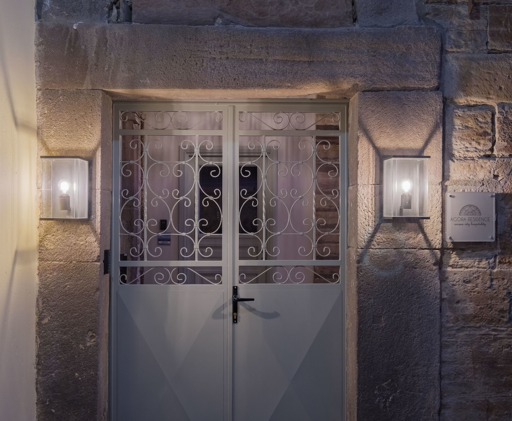 

Milano - Chios - Agora Residence