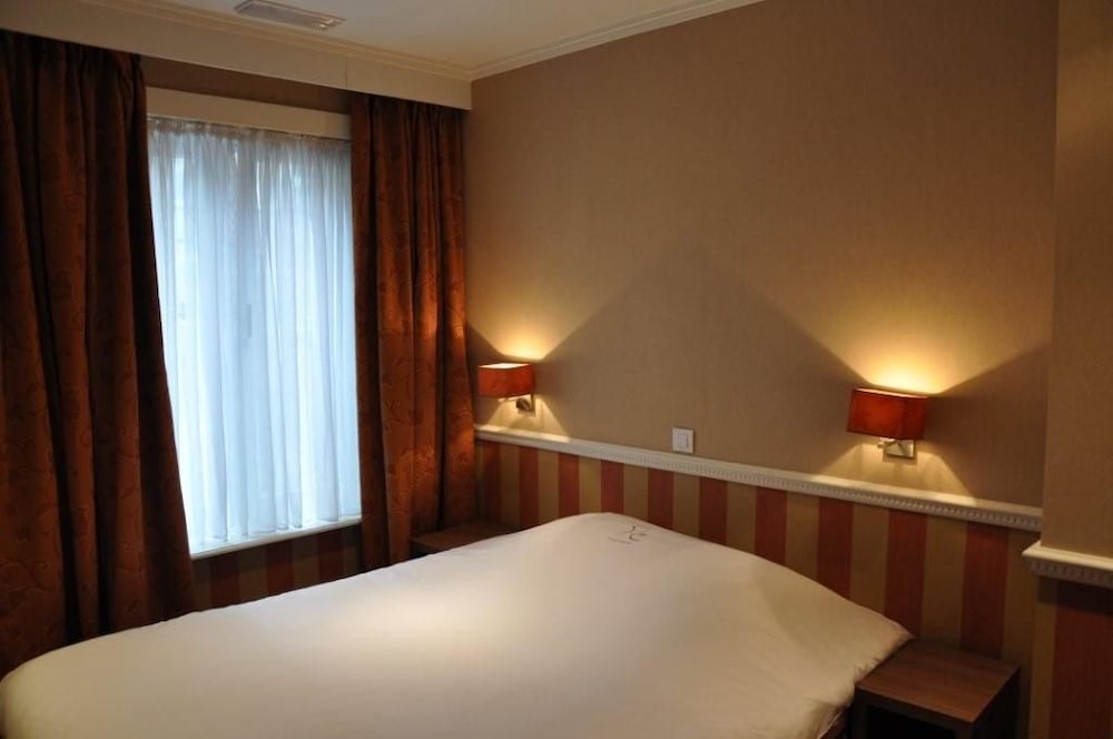 

Milano - Ostenda - Hotel Louisa